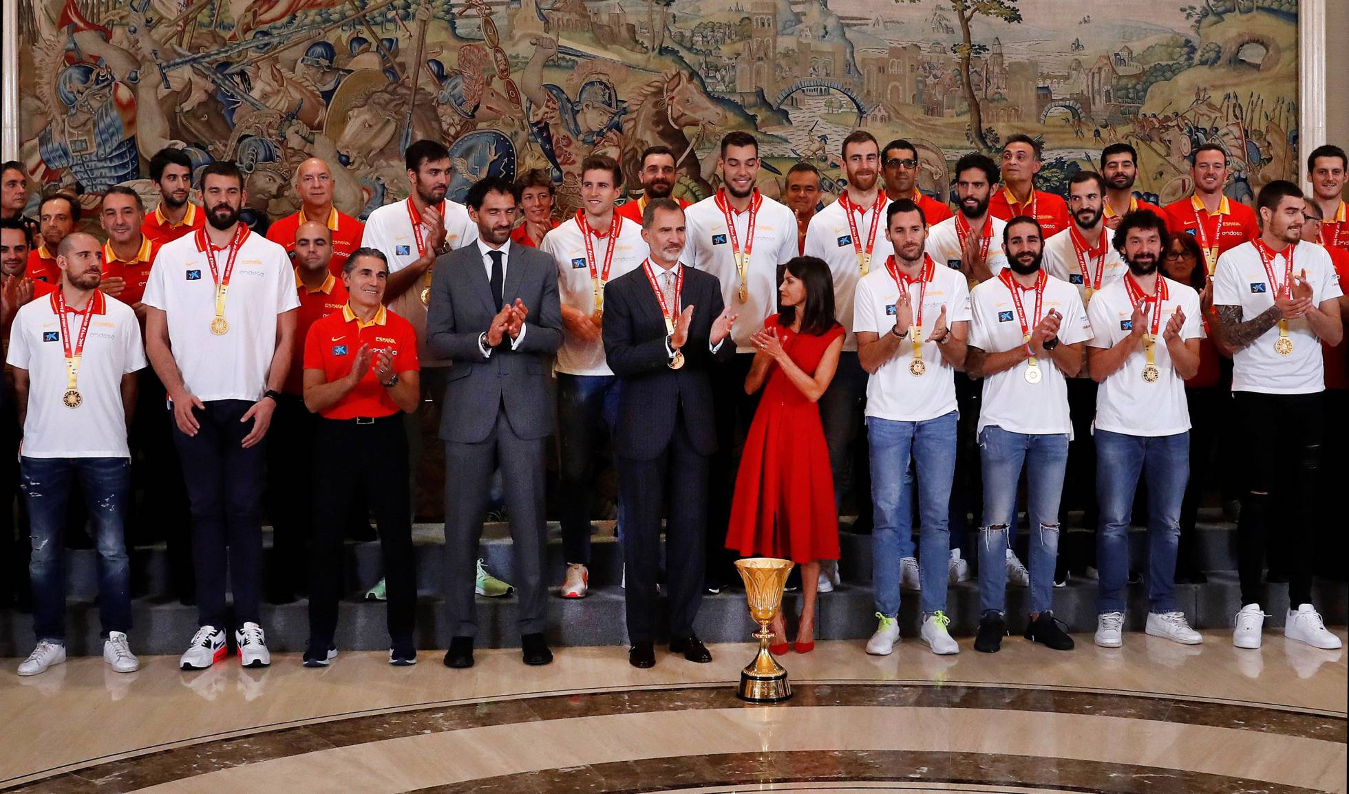 Asimilar grua Definir Fotos: Celebración del triunfo de la Selección Española en el Mundial de  Baloncesto, en imágenes | Deportes | EL PAÍS
