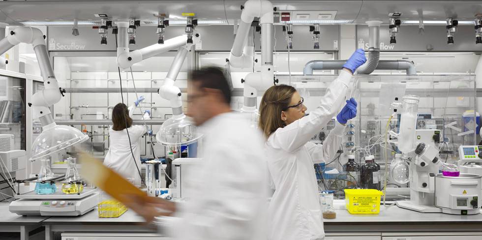 Investigadores del Centro Nacional de Investigaciones Oncológicas.