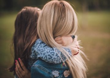 5 gestos -y un reto- para conseguir una melena sana e hidratada (y reducir la factura del agua)