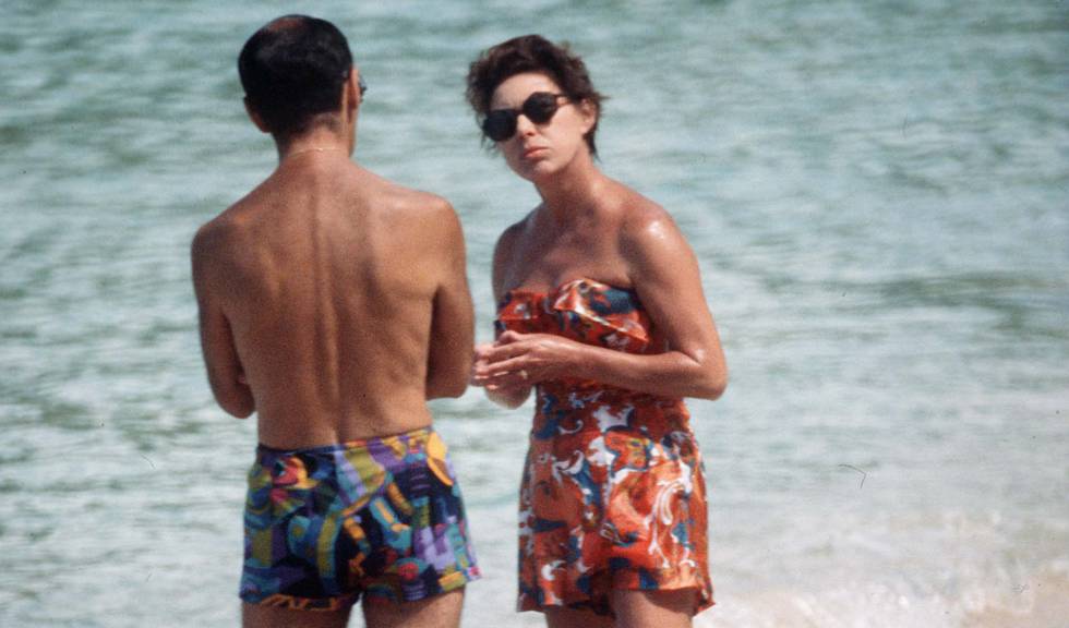 La princesa Margarita, en una playa de Mustique en 1976.