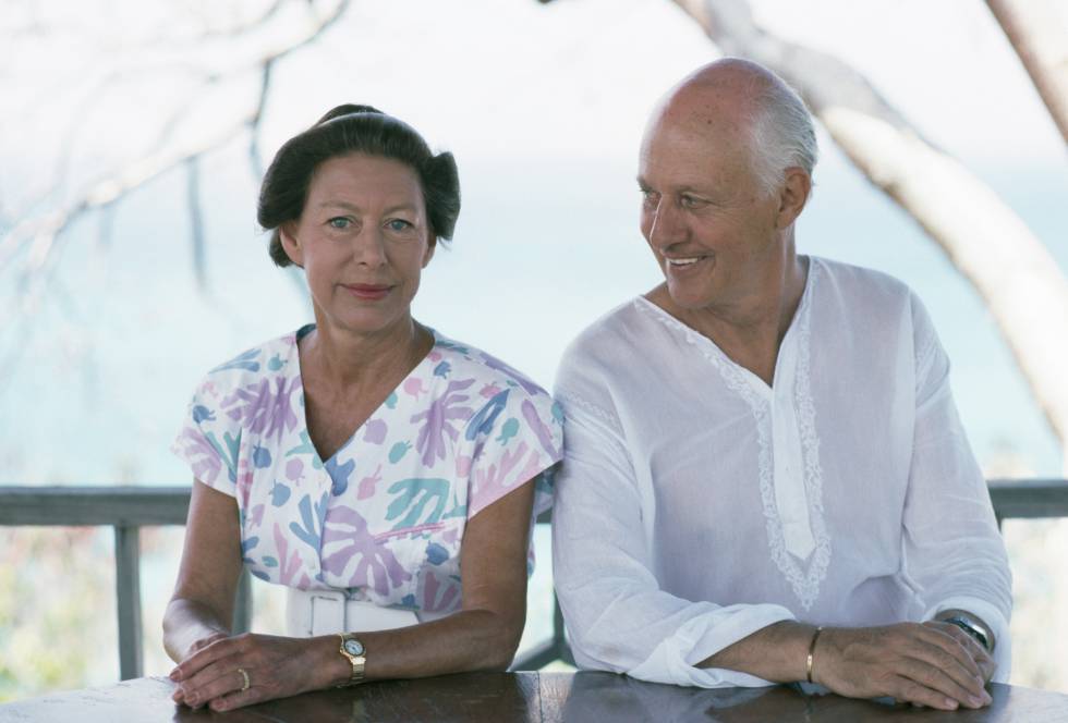 La princesa Margarita y Colin Tennant, lord Glenconner, en la isla de Mustique en febrero de 1989.