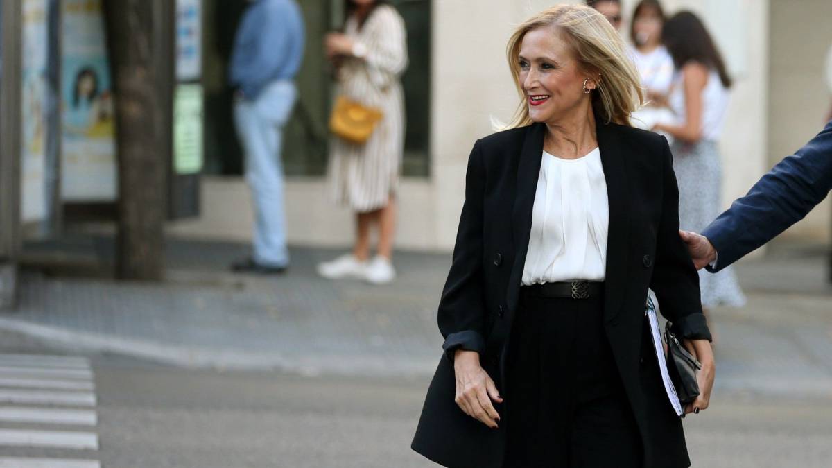 Cifuentes, a su llegada a la Audiencia Nacional.