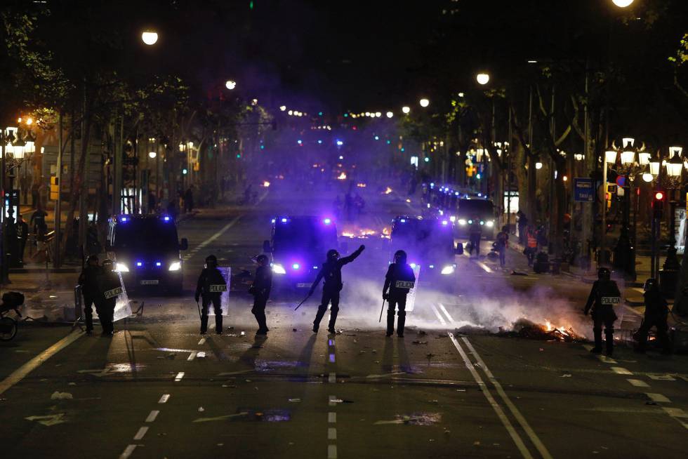 Riot police on Passeig de Gràcia in Barcelona.
