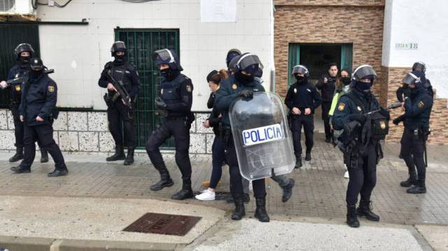 Operación policial en Algeciras.