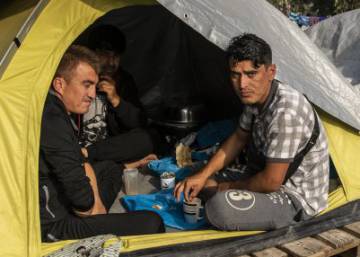 Grecia cerrará los campos de refugiados en las islas y creará nuevos centros más restrictivos