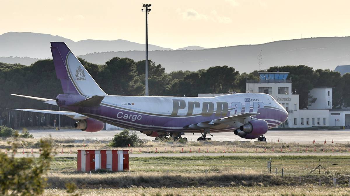 El Boeing 747 abandonado, en Valencia.