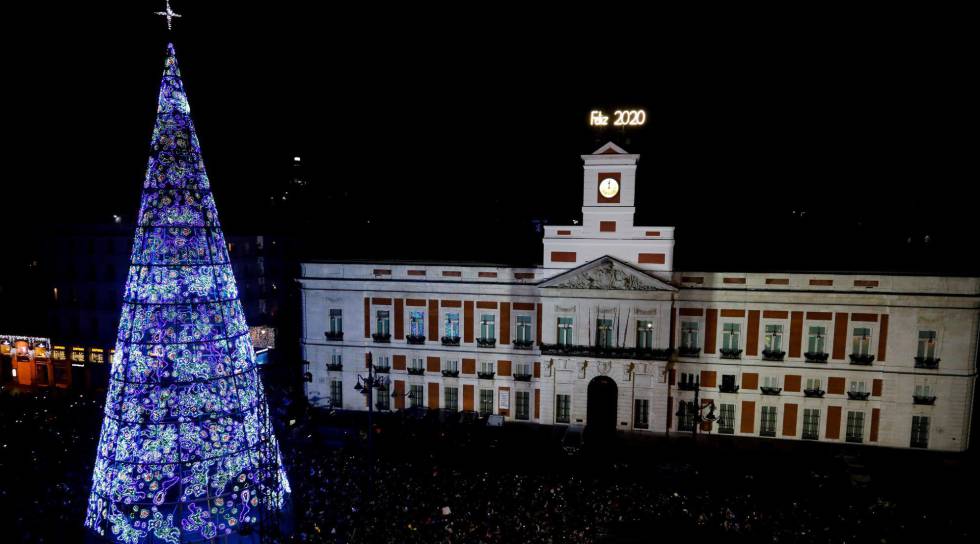 Celebración de fin de año en la Puerta del Sol.