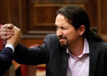 Iglesias se alinea con Sánchez y ataca a la derecha: “Ustedes no entienden España” Iglesias se alinea con Sánchez y ataca a la derecha: “Ustedes no entienden España”