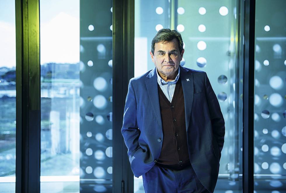 Der Hautarzt Gabriel Serrano gründete Sesderma vor 30 Jahren in Valencia. Eine Pioniermarke im kosmetischen Einsatz der Nanotechnologie. Jetzt befindet sich Sesderma in einem Internationalisierungsprozess, der von den günstigen Winden aus China beflügelt wird. Sie sind bereits in über 90 Ländern vertreten.