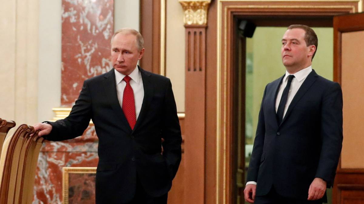 Putin y Medvédev, en el Kremlin este miércoles.