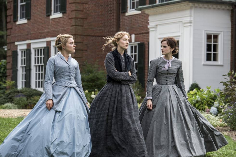 De izquierda a derecha Florence Pugh, Saoirse Ronan y Emma Watson en 'Mujercitas'.