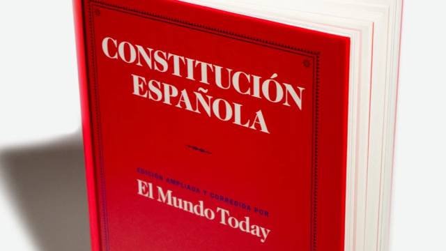 La versión de la Constitución de 'El Mundo Today' amplía, corrige y parodia la Carta Magna
