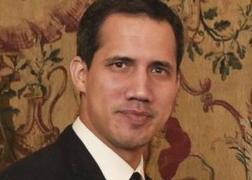 Guaidó se reúne con Macron y evita criticar al Gobierno
