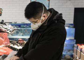El año nuevo chino en una ciudad en cuarentena: “Hay que comprar cosas, ¡Wuhan está cerrada!”