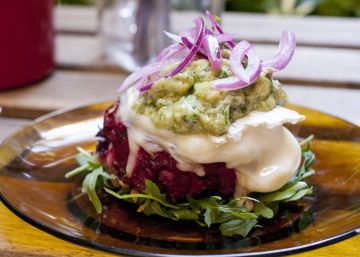 Las quejas de los lectores: Una masa de hamburguesas para un regimiento