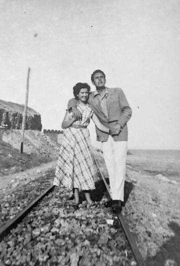 Los padres de Elvira Lindo, en Cádiz.