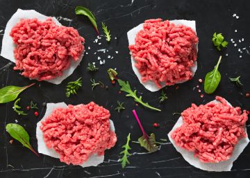 Todo lo que lleva la carne picada que no es carne y por qué se le añade