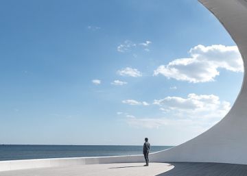 Primitivo y futurista