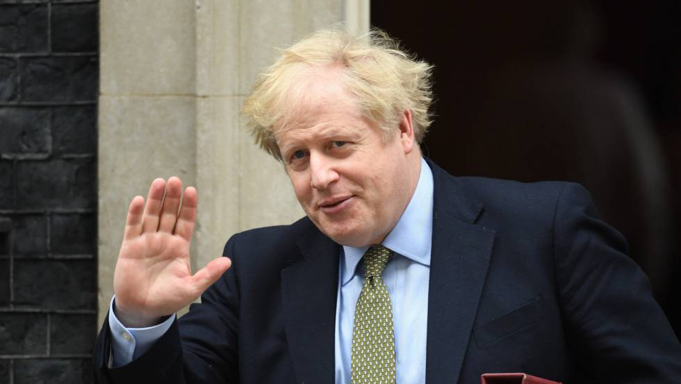 El primer ministro del Reino Unido, Boris Johnson, este miércoles en Downing Street. rn 