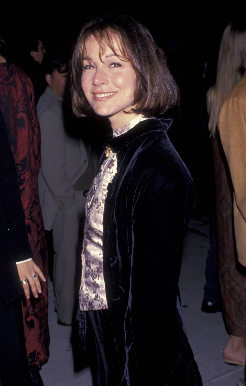 Jennifer Grey en una fiesta en California en 1994, poco después de pasar por la segunda rinoplastia que hizo que gran parte del público no la reconociese.