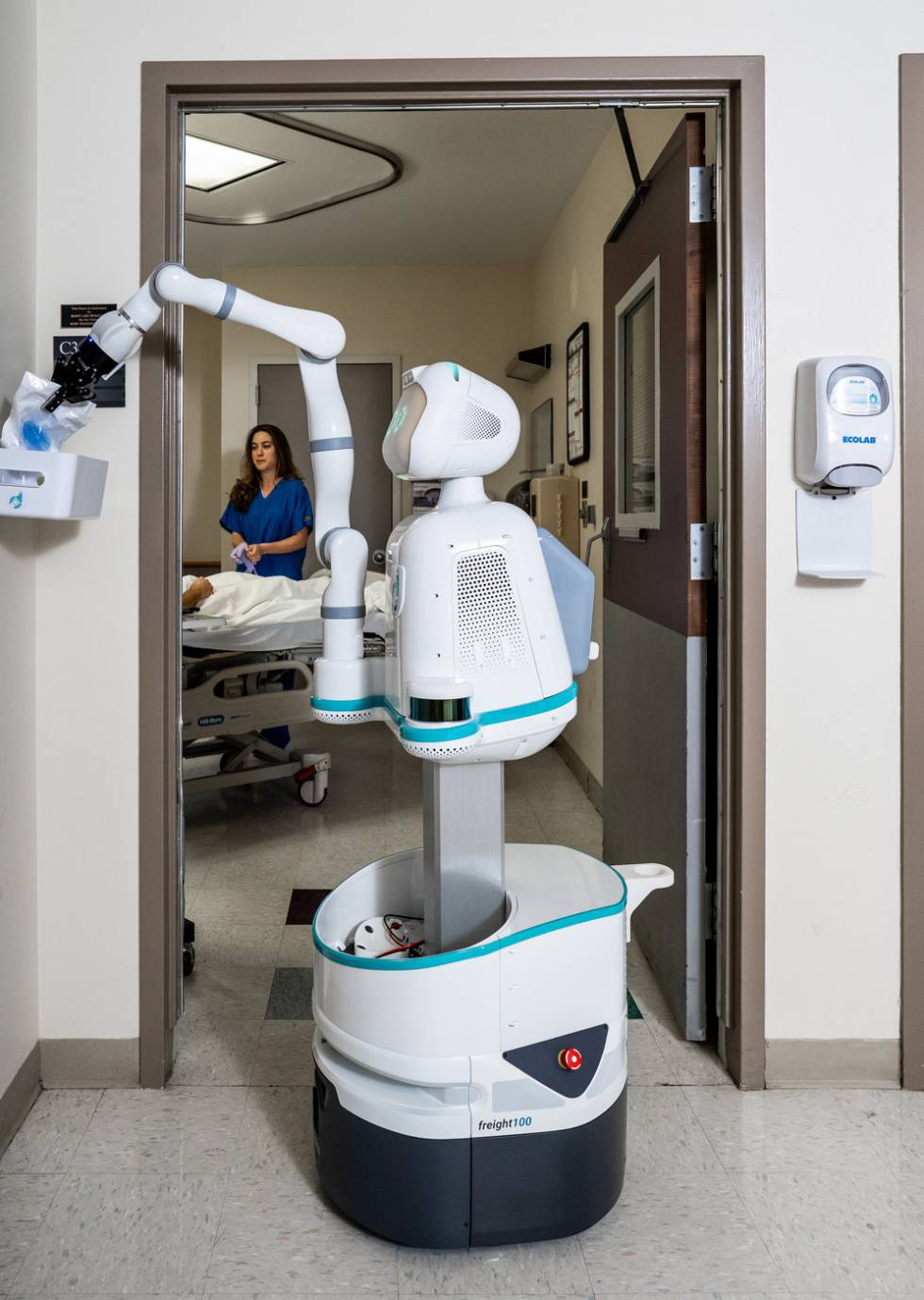 robot enfermero coronavirus
