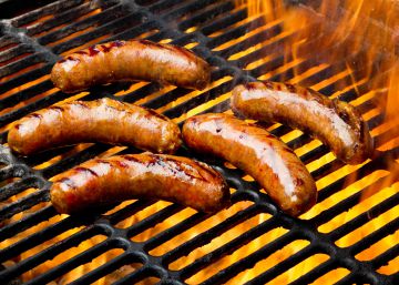 De las Frankfurt a las Viena: qué llevan los distintos tipos de salchichas