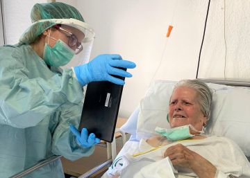 Una videollamada para decir “te quiero” a nuestros mayores