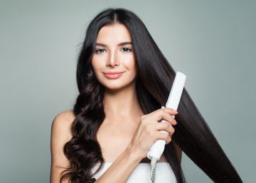 De cerámica, con estuche incluido y con descuento: esta es la plancha de pelo más vendida en Amazon