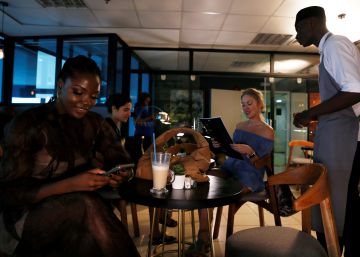 Al café le salen nuevos amantes