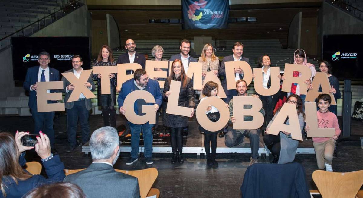 De la crisis se sale cooperando