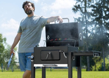 Cocina a la parrilla, en el jardín o la terraza, con la barbacoa de carbón más vendida en Amazon