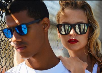 Las gafas de sol superventas en Amazon son unisex y están disponibles en 12 colores