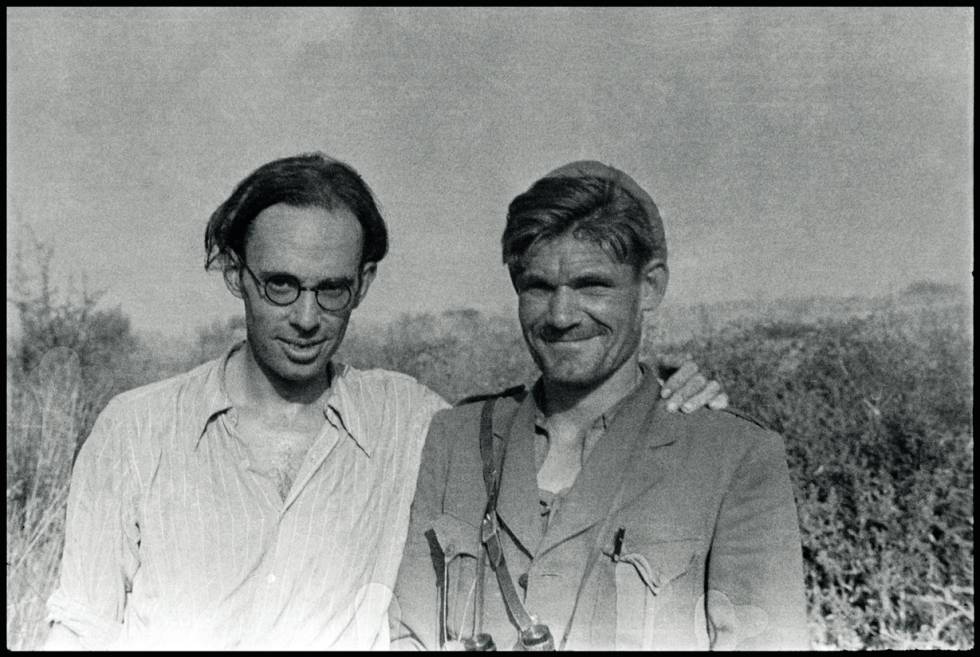 Claud Cockburn (izquierda), junto al comandante británico Fred Copeman, en Brunete en 1937.