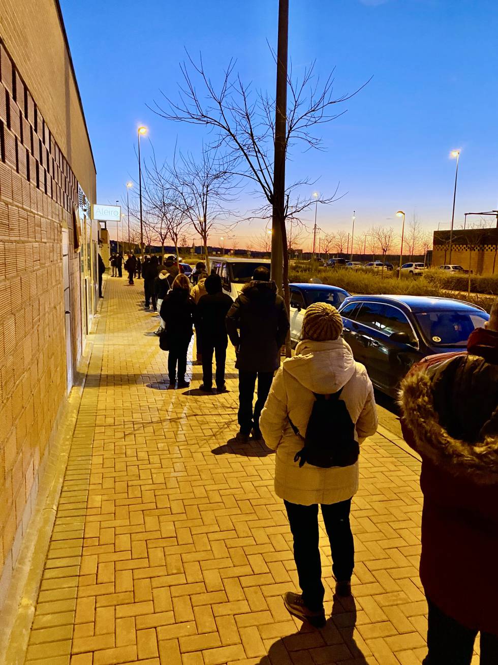 End of the line, long, long, at 8 in the morning. JC CAPEL