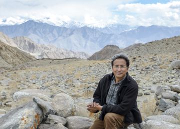 El ingeniero que ayuda a los agricultores del Himalaya creando glaciares artificiales