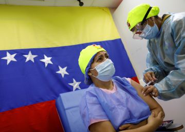 Imágenes de la vacunación con la Sputnik V en América Latina