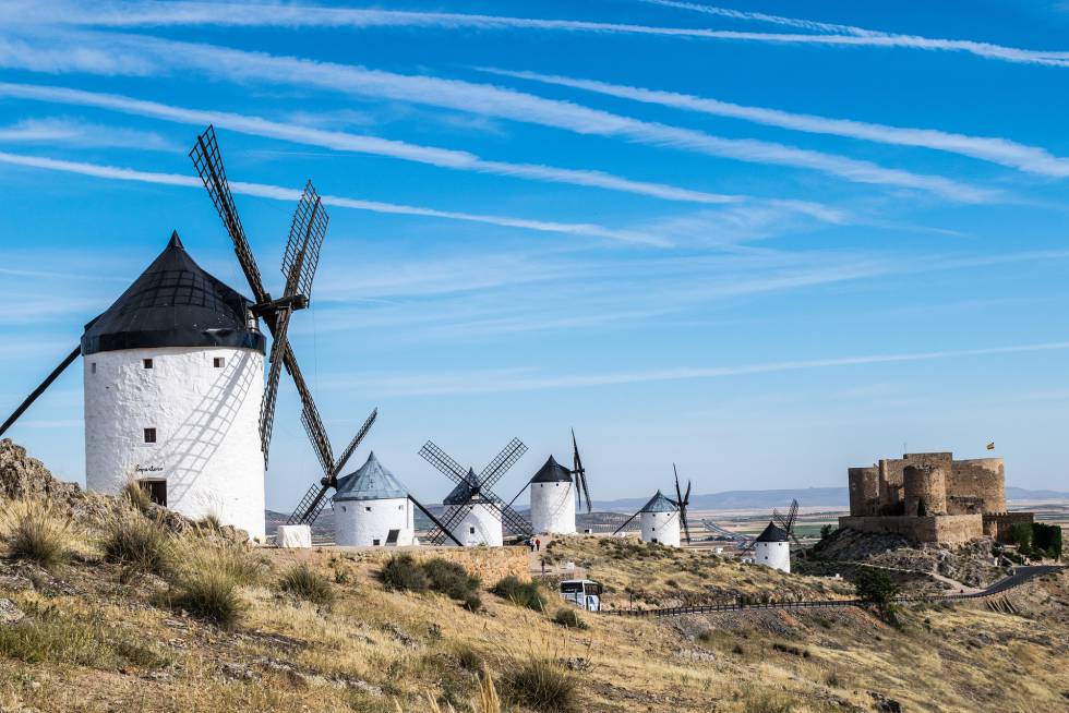 Conjunto de molinos del cerro Calderico, en Consuegra (Toledo)