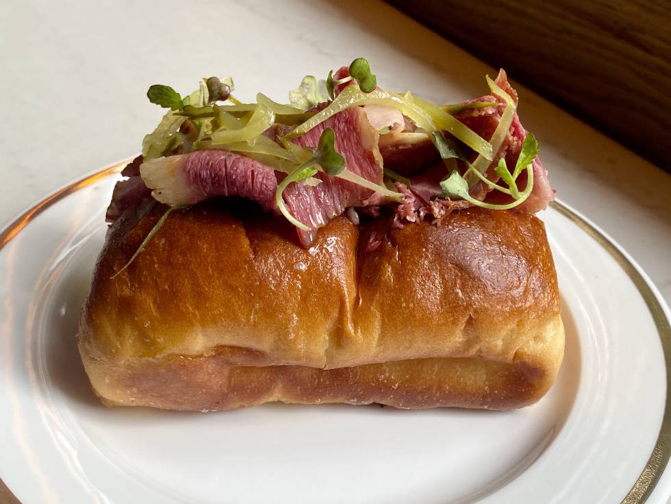 Brioche de pastrami. Bar Manero. J.C. CAPEL