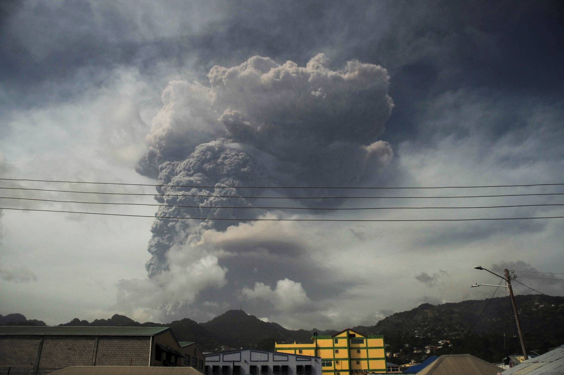 Fotos: San Vicente, cubierta de ceniza por la explosión del volcán La  Soufrière | Sociedad | EL PAÍS
