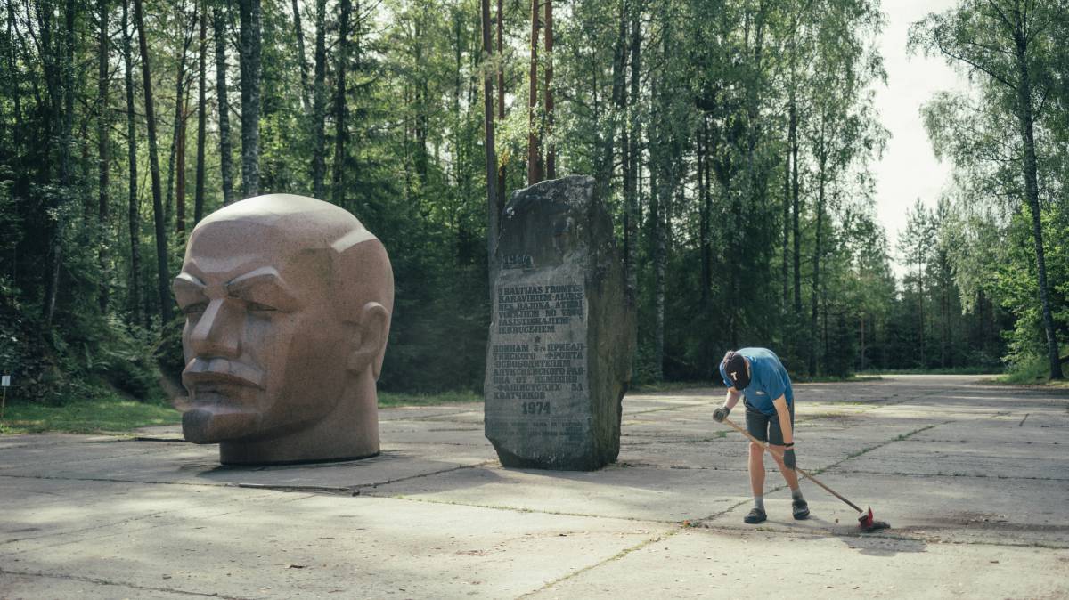 Brillo báltico, sombra soviética