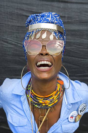 Una asistente del Afropunk Festival de Brooklyn (Nueva York).