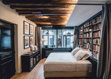Lo último en París: dormir en una librería