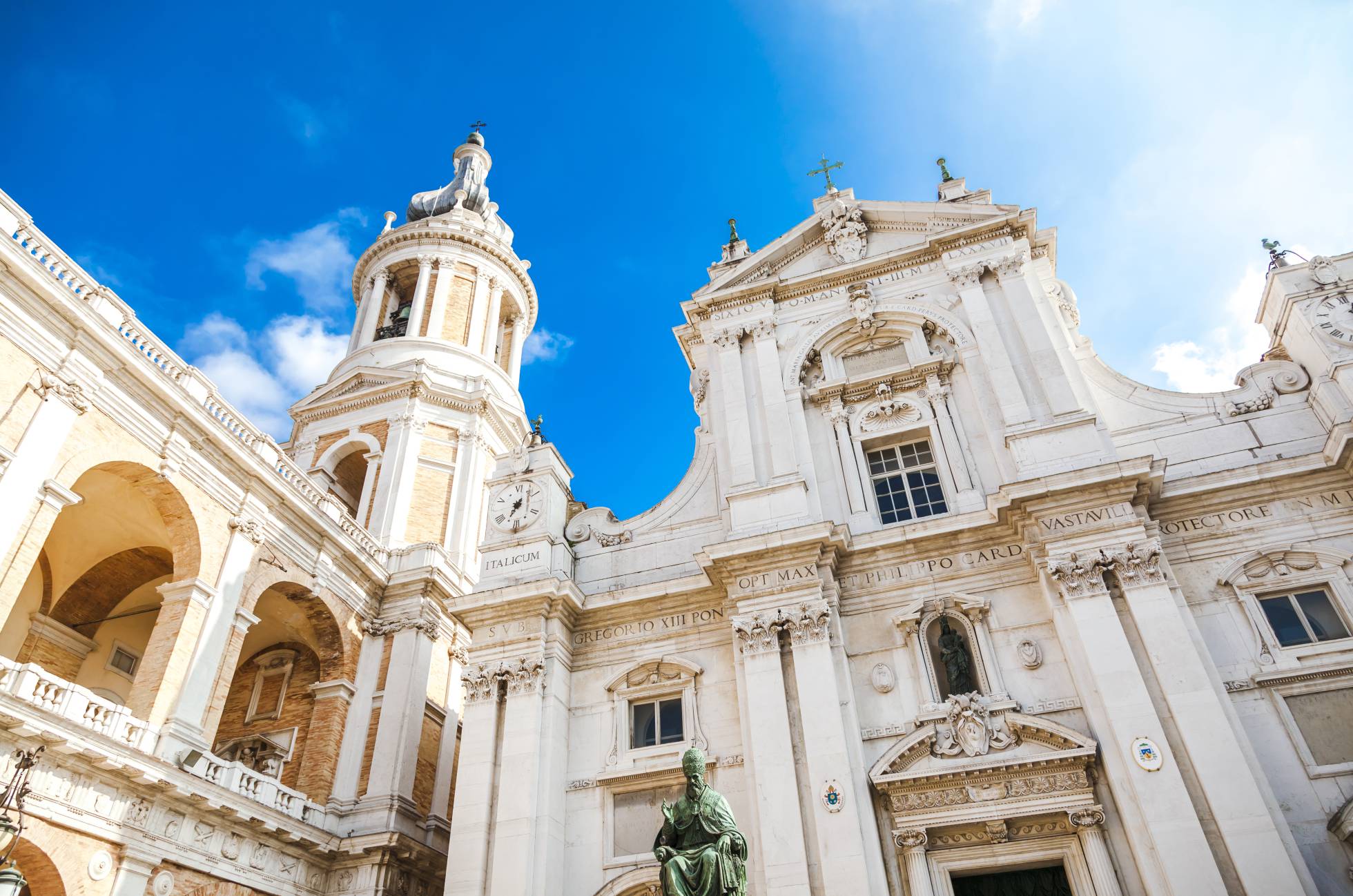 Basilica della Santa Casa à Loreto, dans le comté italien de Marche.
