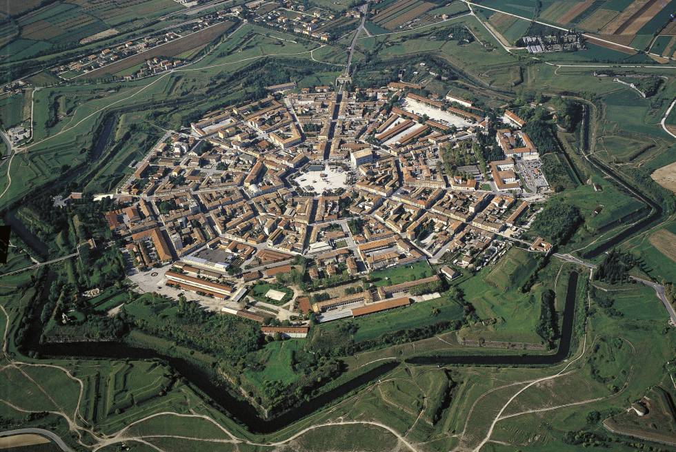 La ciudad fortificada de Palmanova, situada al noreste de Italia.
