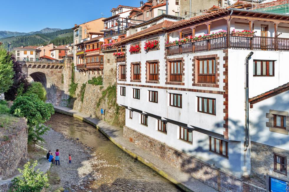 Fotos: Los 10 pueblos españoles que aspiran a ser capital del turismo rural  2020 | El Viajero | EL PAÍS