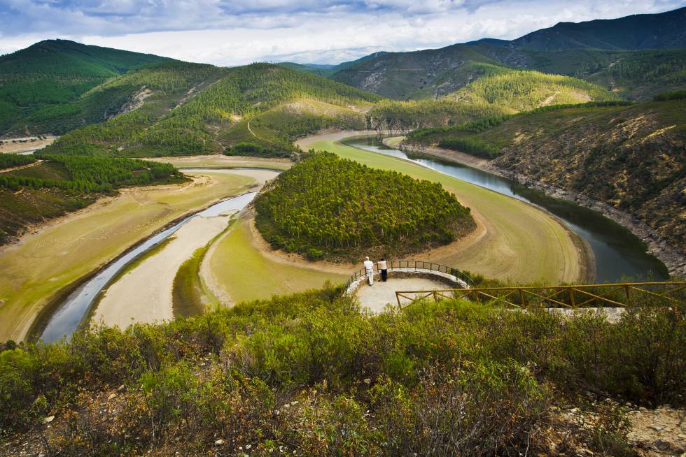 El meandro del Melero con el río Alagón, en Las Hurdes (Cáceres).