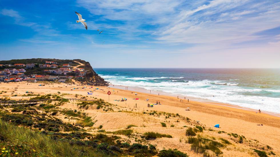 La playa de Monte Clérigo, en Aljezur (Portugal).