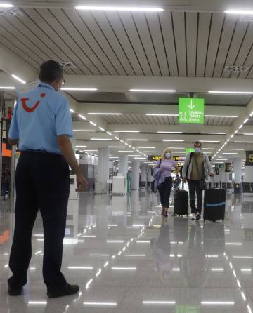 Llegada de turistas alemanes al aeropuerto de Palma el pasado 18 de junio.