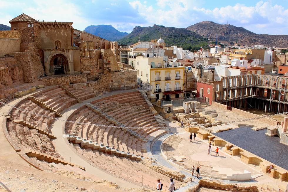 Las gradas del teatro romano de Cartagena, en el centro de la ciudad.