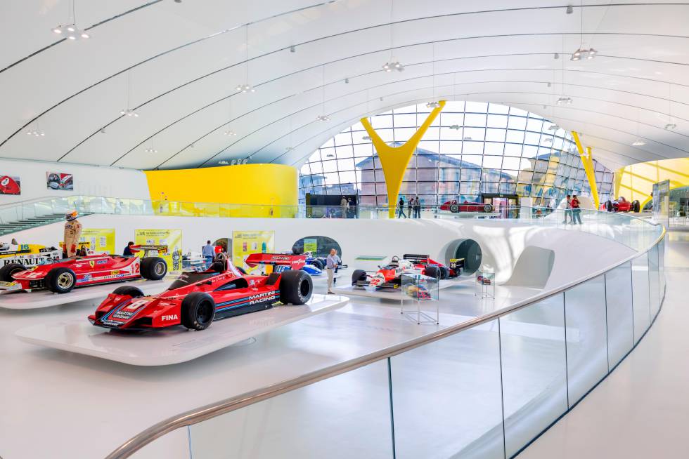 El Museo Enzo Ferrari, en Módena, es uno de los dos museos consagrados a la mítica escudería italiana.